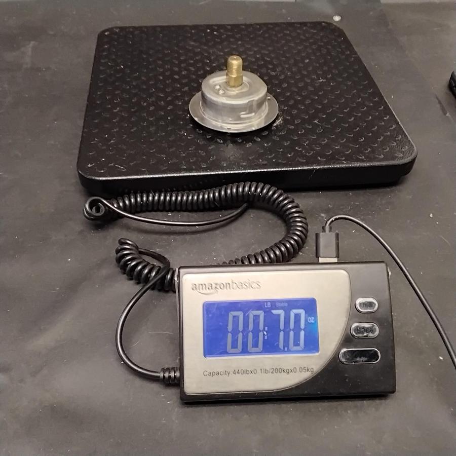 Used NOSHOK 25-110-3000 PSI LIQUID-FILLED PRESSURE GAUGE ($15 OBO)