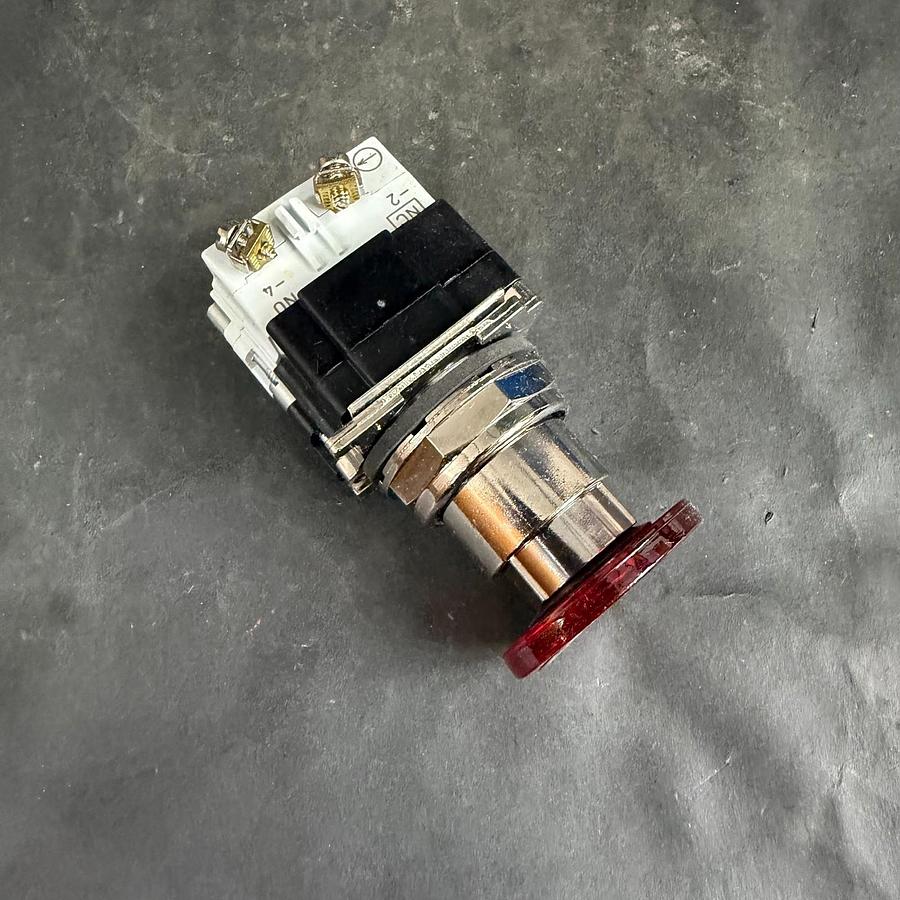Used EATON 10250T563LED06-1X RED E-STOP BUTTON
