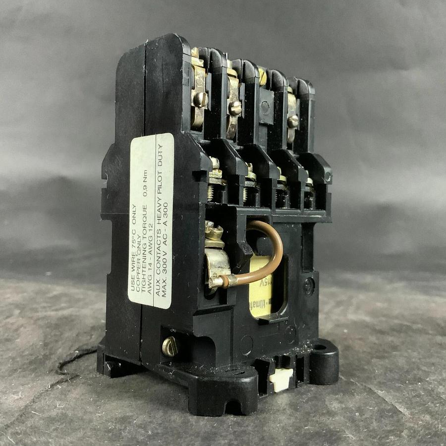 KLOCKNER MOELLER DIL00-52-NA CONTACTOR ($80 OBO)