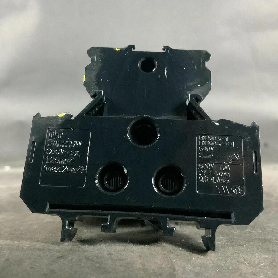 IDEC BNDH15W TERMINAL BLOCK ($3 OBO)