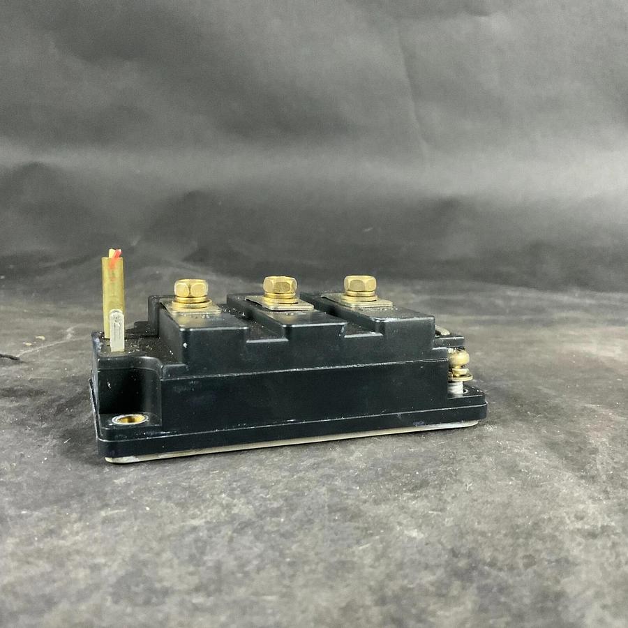 Used MITSUBISHI QM100DY-H TRANSISTOR MODULE ($45 OBO)