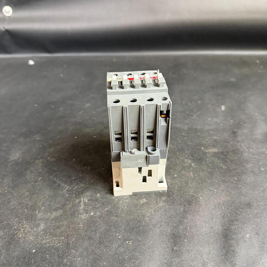 Used ABB A30-30-10 CONTACTOR ($25 OBO)