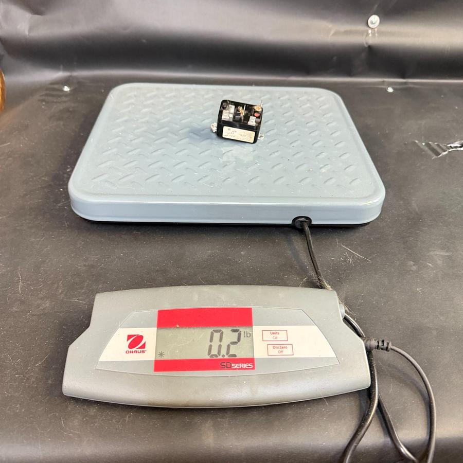 Used UNBRANDED 84-20303-301ZZ FAN RELAY ($15 OBO)
