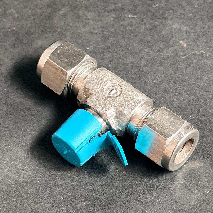 Used Tylok 1/4" Union Tee 316 Stainless Steel Compression Tube Instrument Fitting