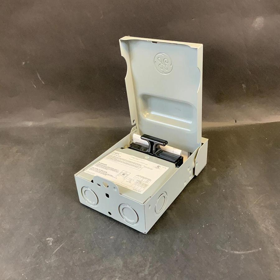 GE TFN60RCP NON-FUSIBLE AIR CONDITIONER DISCONNECT - NEW ($15 OBO)