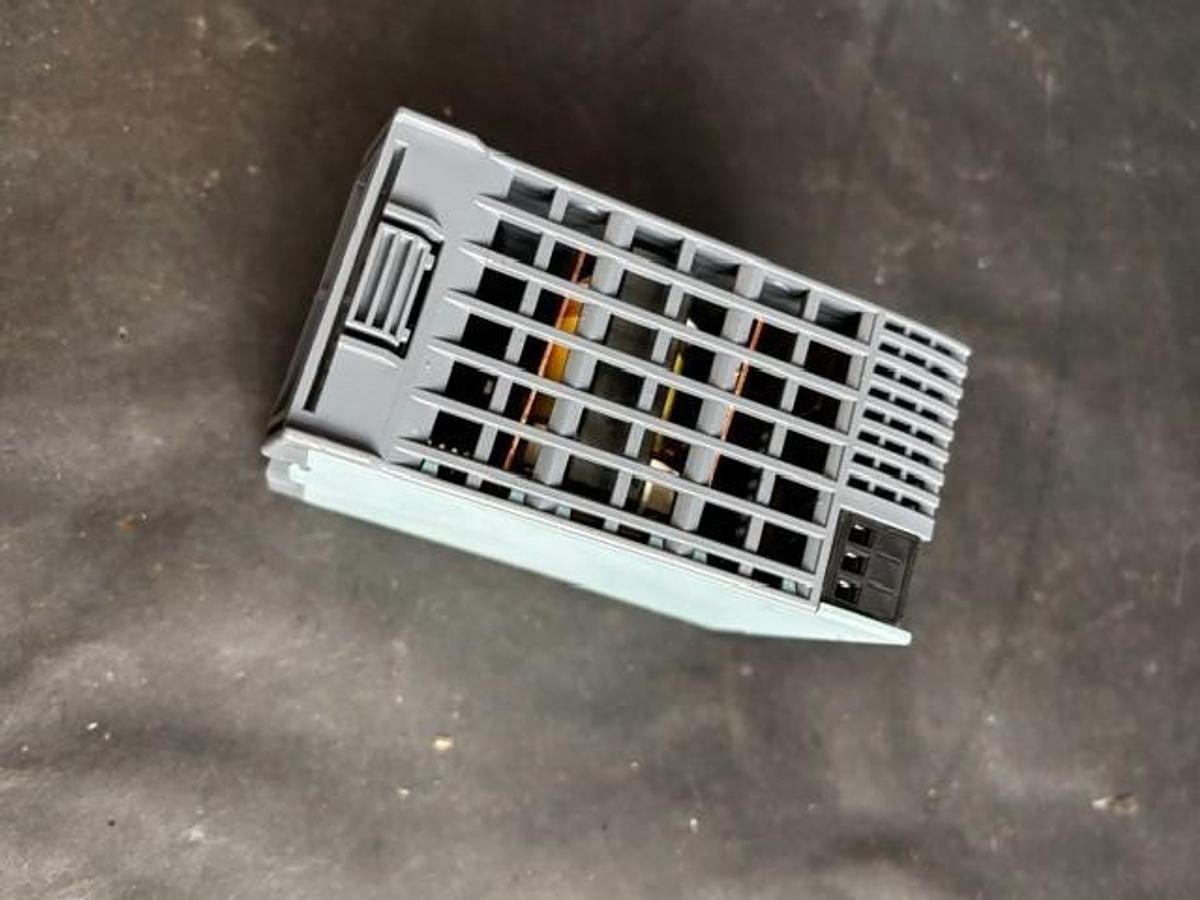 Used SIEMENS 6EP1332-5BA20 POWER SUPPLY