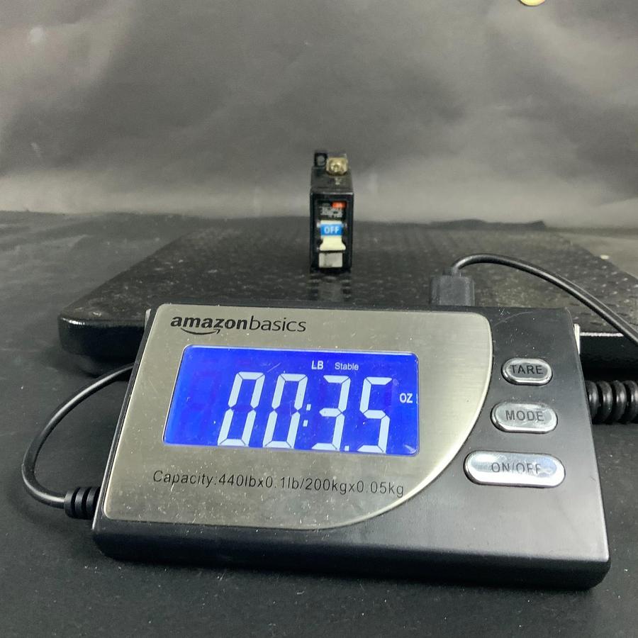 Used FUJI ELECTRIC CP31 3A CIRCUIT BREAKER ($8 OBO)