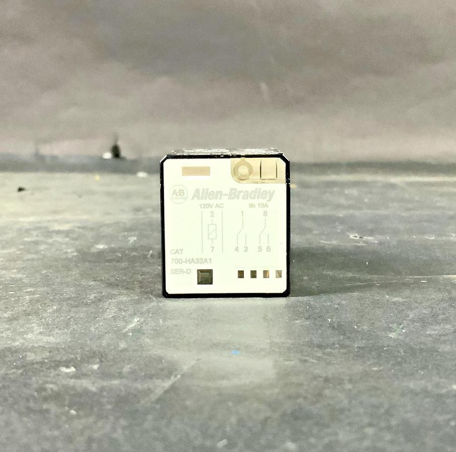 Used ALLEN BRADLEY 700-HA32A1- SERIES D RELAY ($10 OBO)