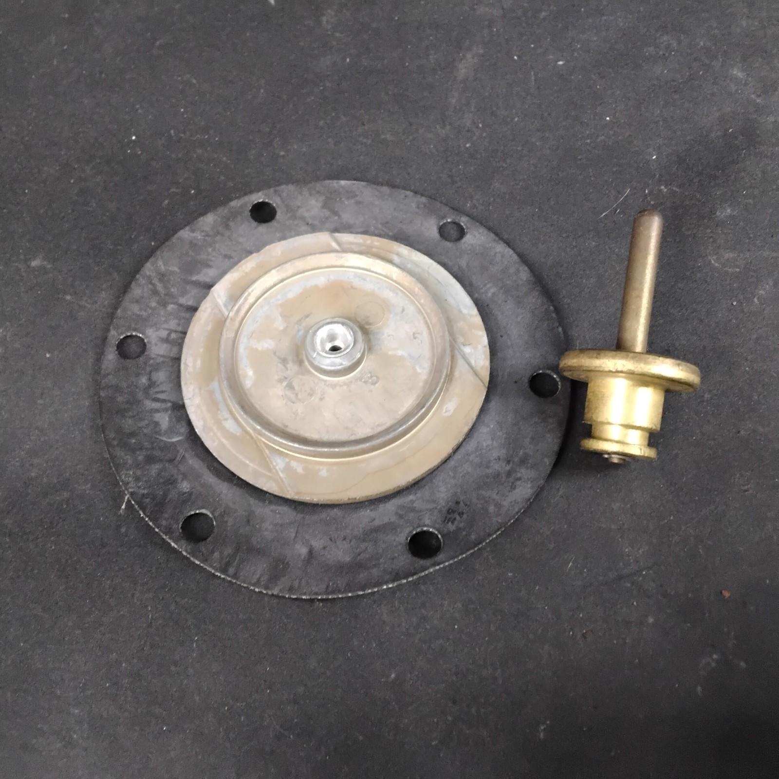Used 11002 PRESSURE REGULATOR VALVE REPAIR KIT ($10 OBO)
