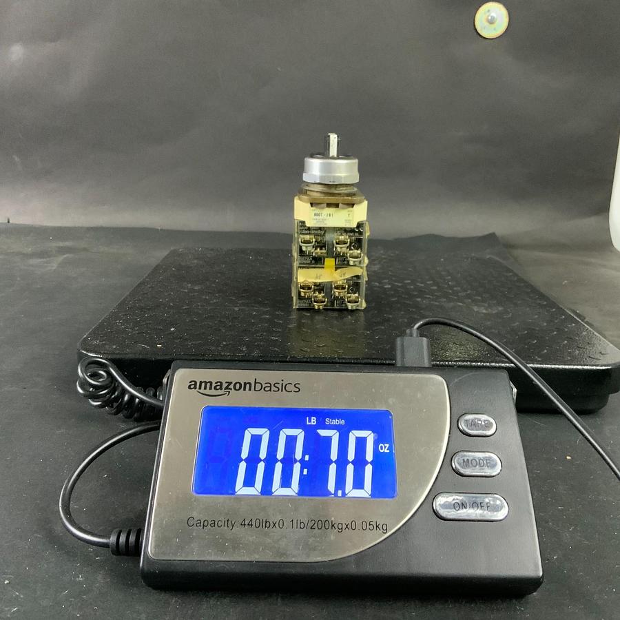 Used ALLEN BRADLEY 800T-J91 SELECTOR SWITCH ($45 OBO)