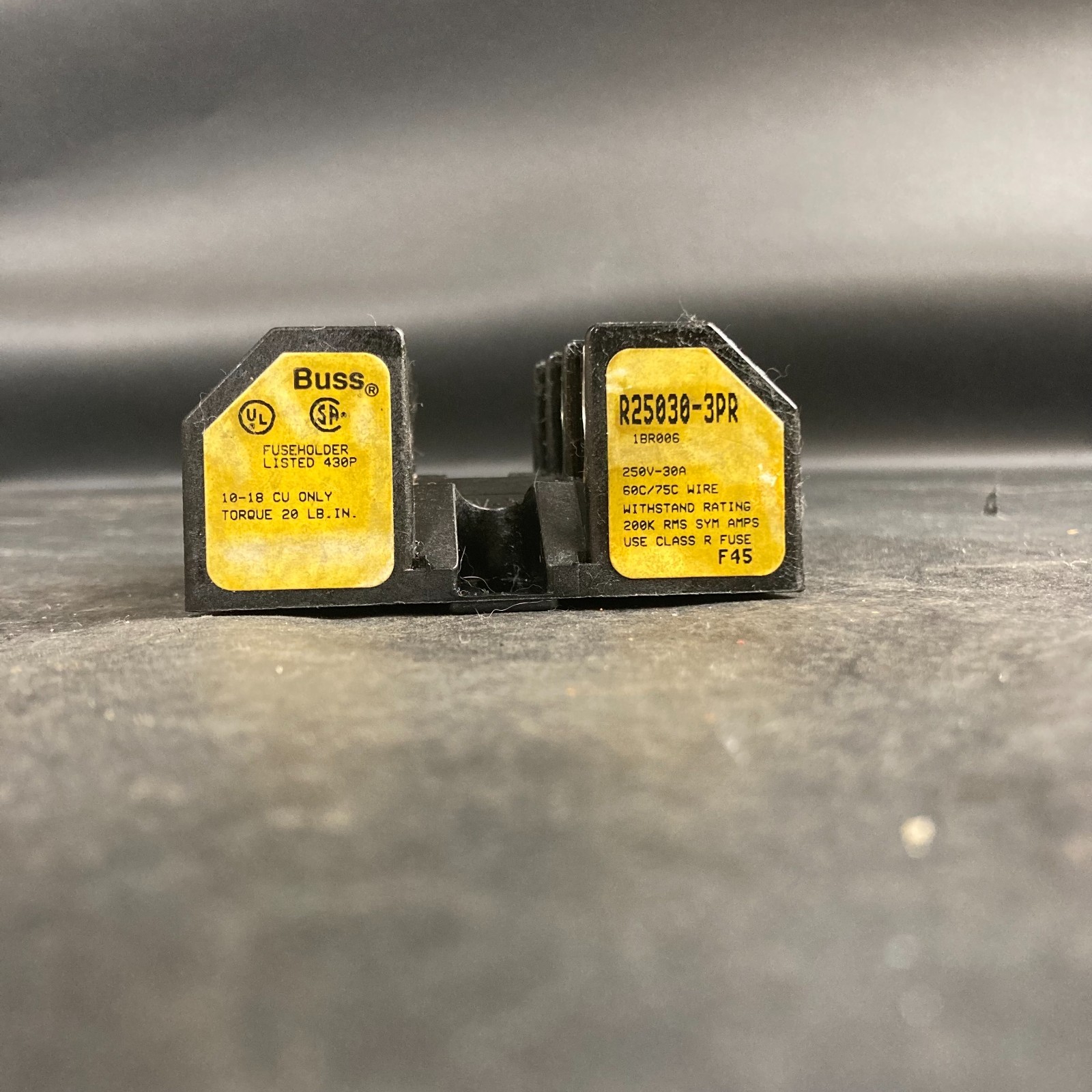 Used EATON BUSSMANN R25030-3PR FUSE BLOCK ($5 OBO)
