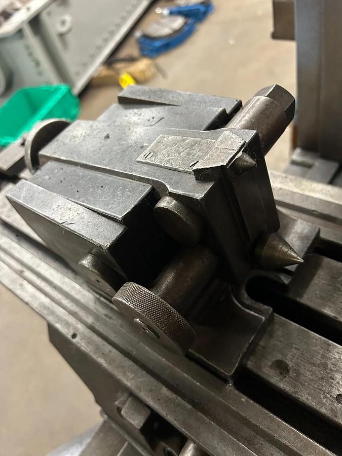 Used Bridgeport Vertical Mill - JB30928 - Series I - 9"x42" Table