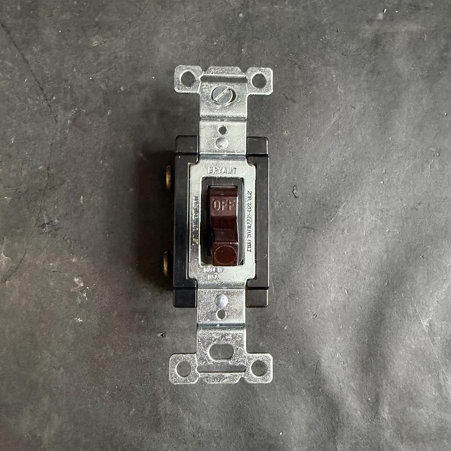 Used BRYANT 20A 120-277VAC SINGLE POLE SWITCH ($10 OBO)