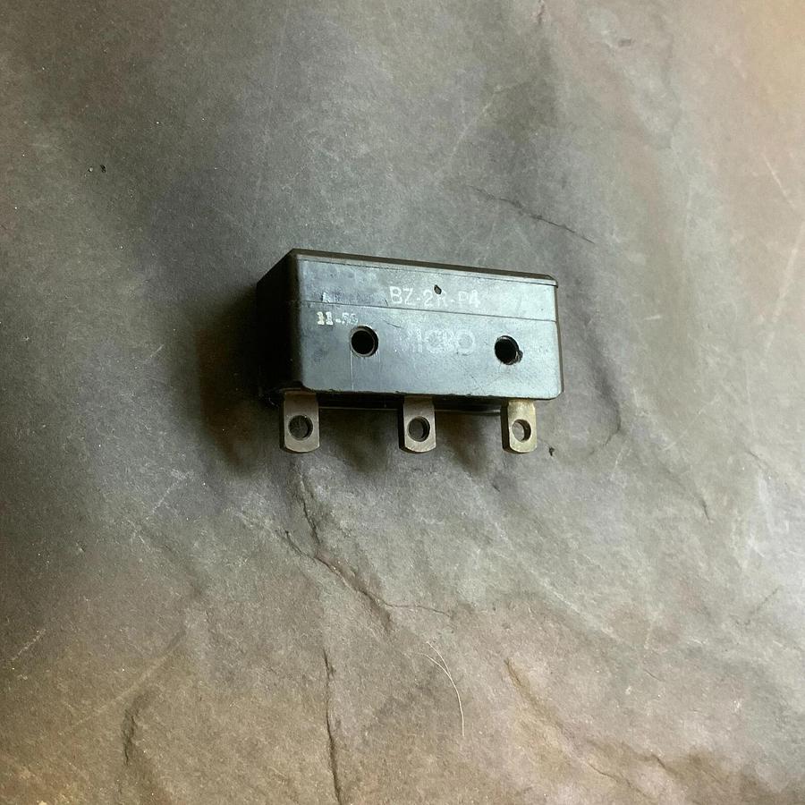 Used HONEYWELL MICROSWITCH BZ-2R-P4 LIMIT SWITCH ($10 OBO)