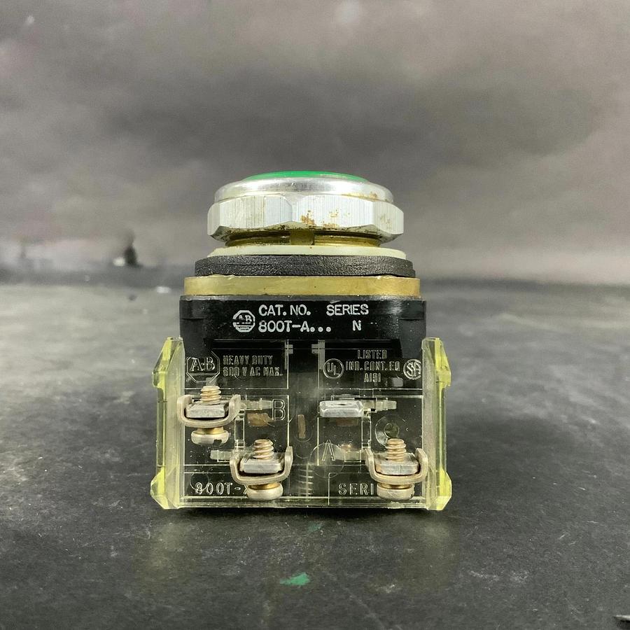Used ALLEN BRADLEY 800T-A SERIES N GREEN PUSHBUTTON ($12 OBO)