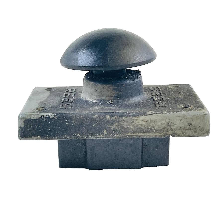 Used REES 00662-001 HEAVY DUTY METAL MUSHROOM HEAD PALM PUSHBUTTON SWITCH
