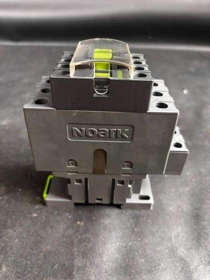 Used NOARK EX9C2511 CONTACTOR ($65 OBO0