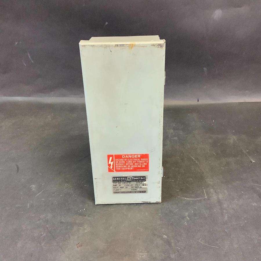 Used GE LW32F30 BUSWAY FUSIBLE TAP BOX ($100 OBO)