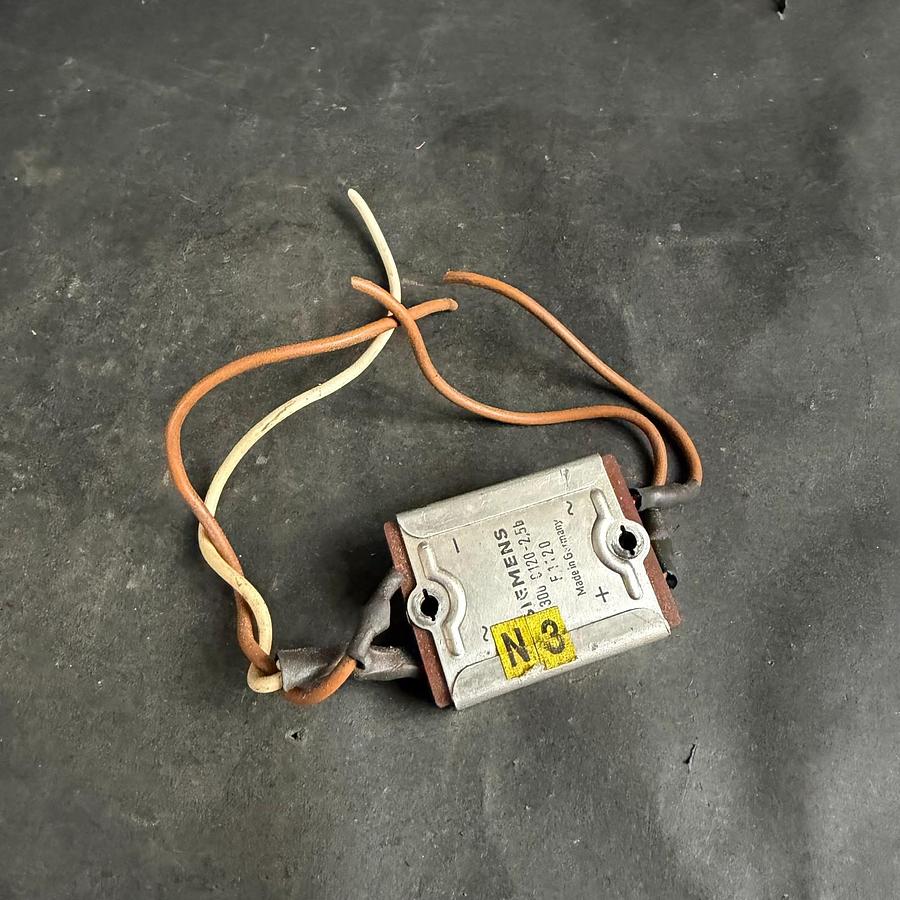 Used SIEMENS B300 C120-2,5B-F1120 BRIDGE RECTIFIER