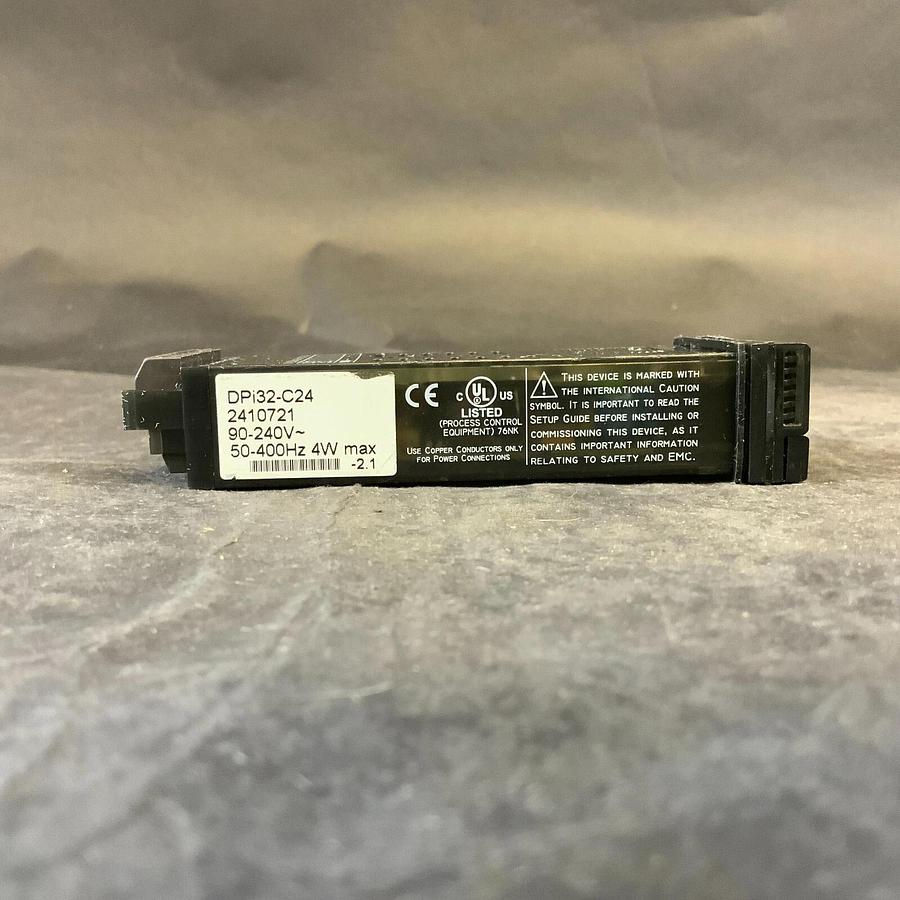 Used OMEGA DPI32-C24 PANEL METER ($40 OBO)