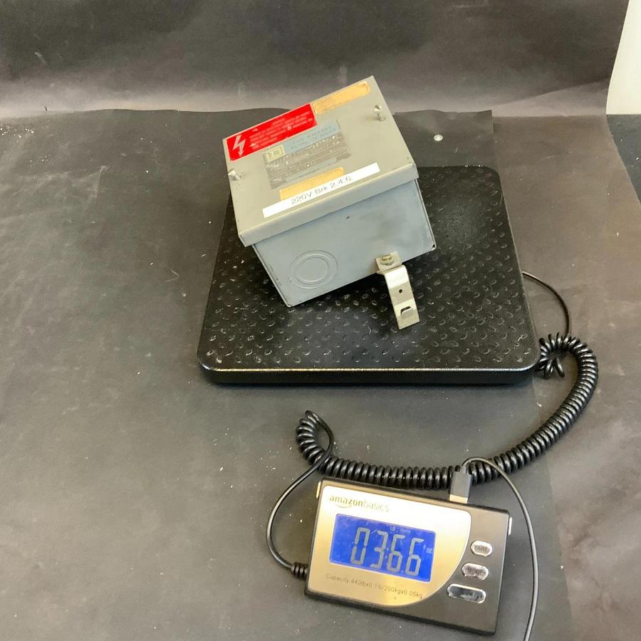 Used SQUARE D P1B-14 100 AMP PLUG-IN DUCT ($50 OBO)