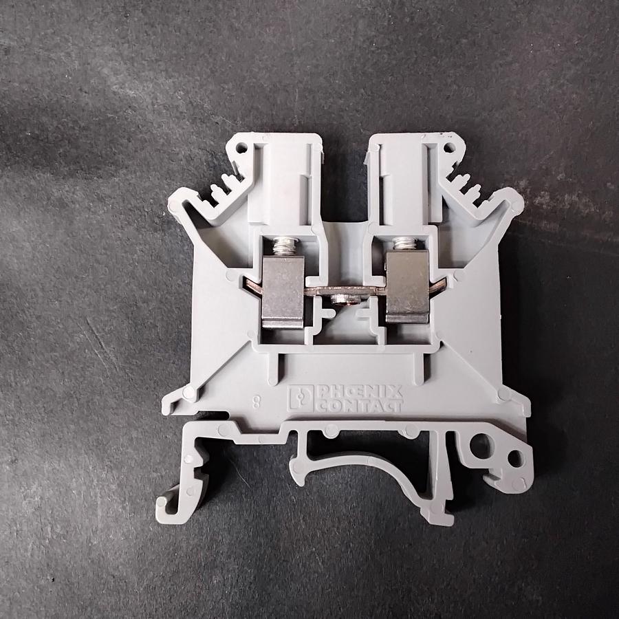 Used PHOENIX CONTACT -UK3N DIN RAIL TERMINAL BLOCK ($1.25 OBO)