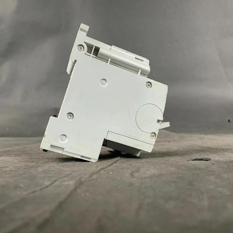 Used IDEC NC1V-21-10A CIRCUIT PROTECTOR ($20 OBO)