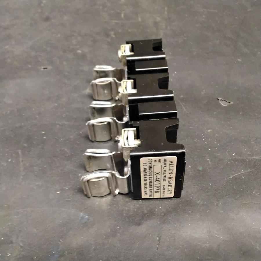 Used ALLEN BRADLEY X401978 FUSE HOLDER/BLOCK ($10.50 OBO)