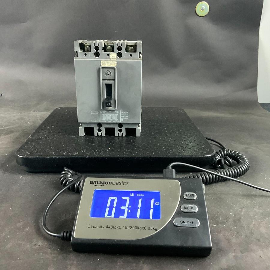 Used WESTINGHOUSE HFB3030L CIRCUIT BREAKER ($45 OBO)