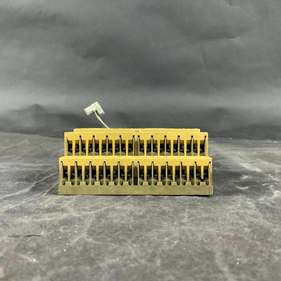 SIEMENS 6ES5700-8MA11 SIMATIC S5 BUS MODULE ($10 OBO)