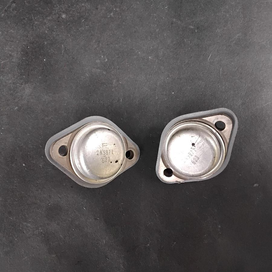 Used 2N5871 JUNCTION TRANSISTORS - GROUP OF 2 ($9 OBO)