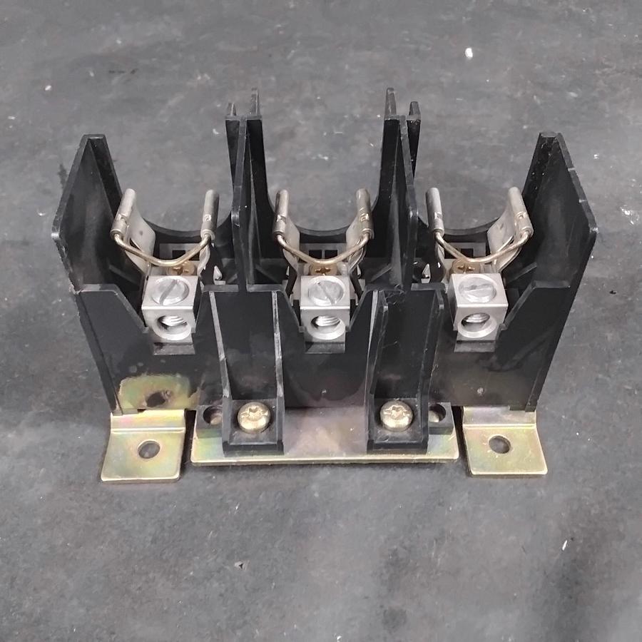 Used SQUARE D 40566-041-51 FUSE BLOCK ($20 OBO)