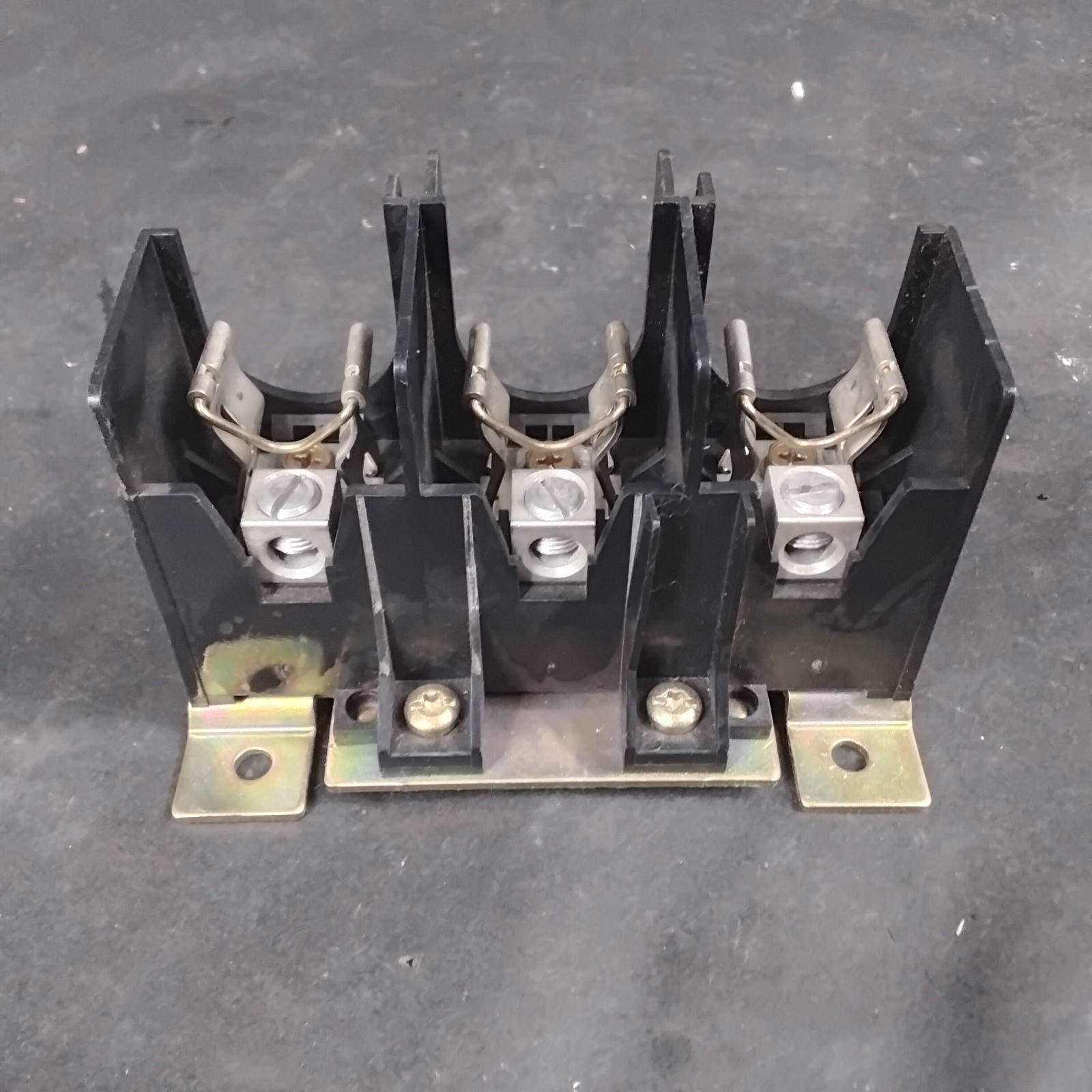 Used SQUARE D 40566-041-51 FUSE BLOCK ($20 OBO)
