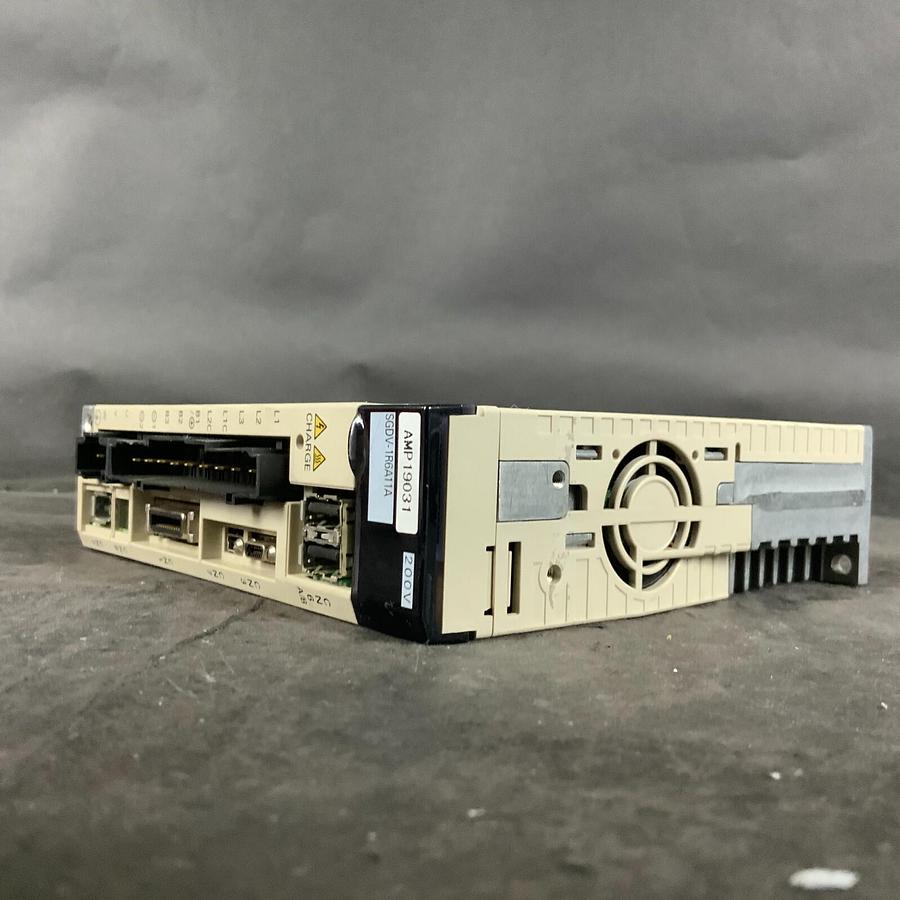 Used YASKAWA ELECTRIC SGDV-1RGA11A SERVO DRIVE ($150 OBO)