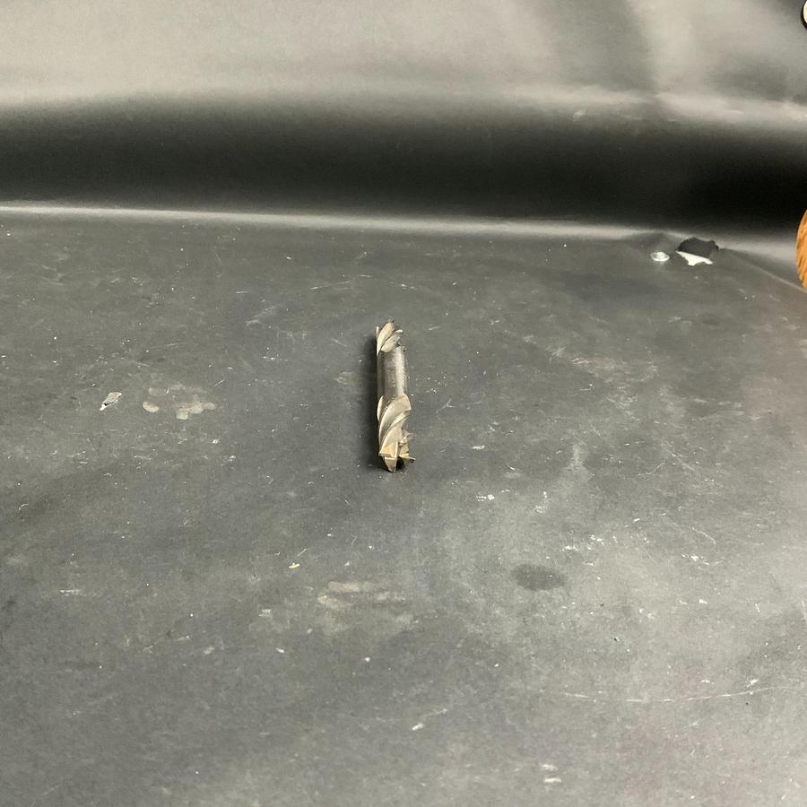 Used unbranded 1/2”X1/2” HSS 4-FLUTE DOUBLE END MILL ($10 OBO)
