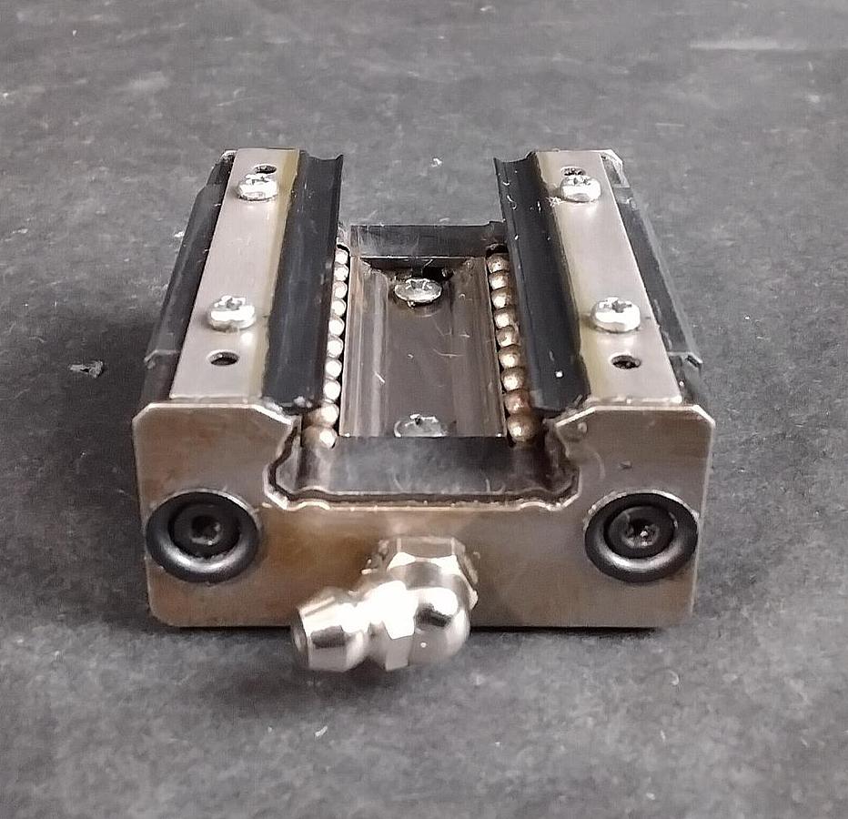 Used THK SR25V SLIDE BEARING SHORT BLOCK $50 OBO)