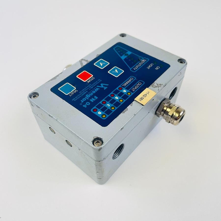Used WENGLOR FN 04 COLOR ANALYZER PHOTOELECTRIC EVALUATION UNIT SENSOR INDUSTRIAL