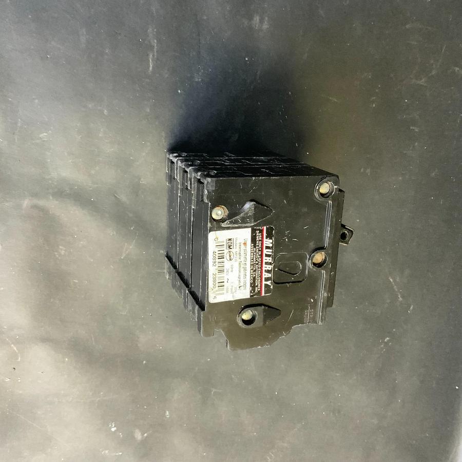Used MURRAY MP330 CIRCUIT BREAKER ($25 OBO)