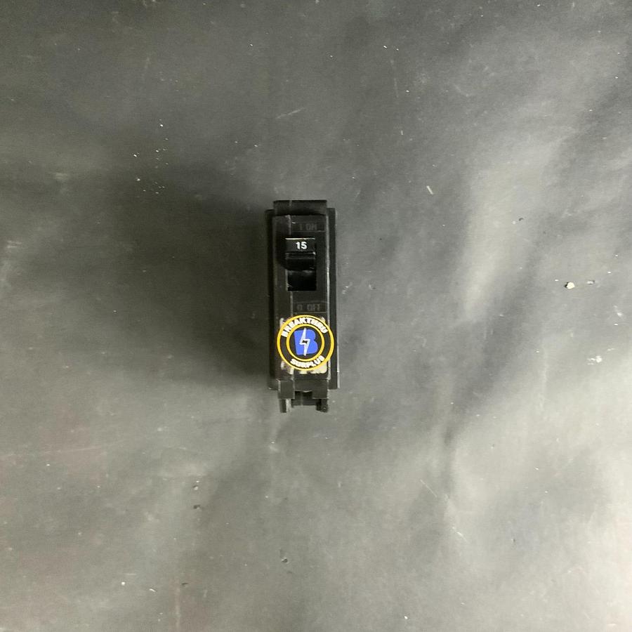 Used SQUARE D HOM115 CIRCUIT BREAKER ($6 OBO)