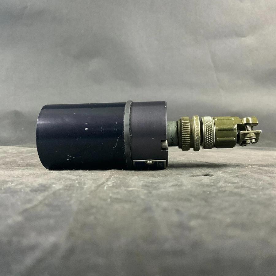 Used METRIX 5486-005 VELOCITY TRANSDUCER BLACK ($90 OBO)