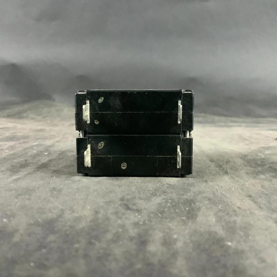 Used CARLING SWITCH - CIRCUIT BREAKER - AB2-B0-21-620-1D1-C ($12 OBO)