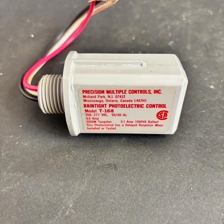 Used PRECISION T-168 PHOTOELECTRIC CONTROL