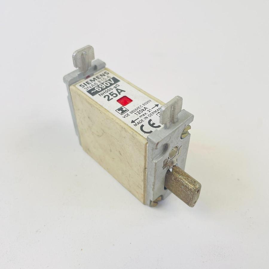 Used SIEMENS 3NA6 810-6 FUSE 25A INDUSTRIAL ELECTRICAL REPLACEMENT PART