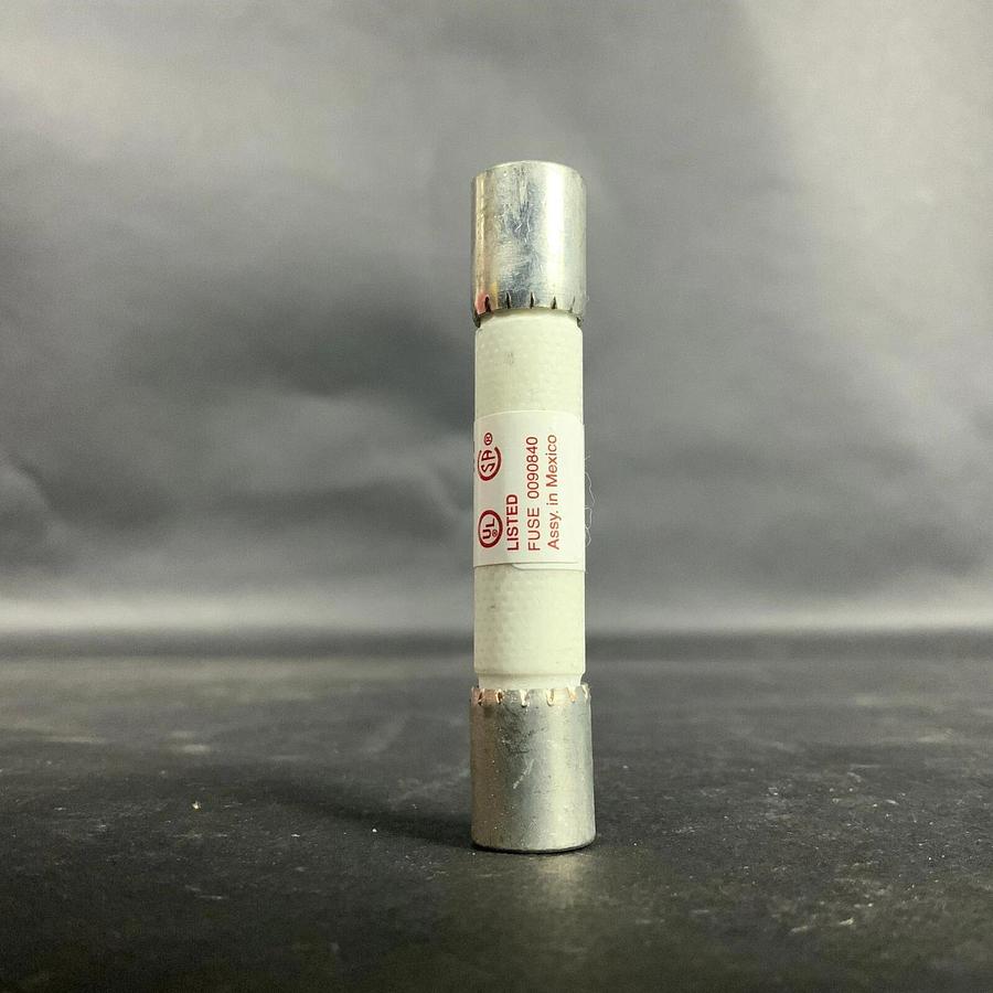 PACK OF 4 - FERRAZ SHAWMUT AG50 FUSES ($40 OBO) - BRAND NEW IN BOX