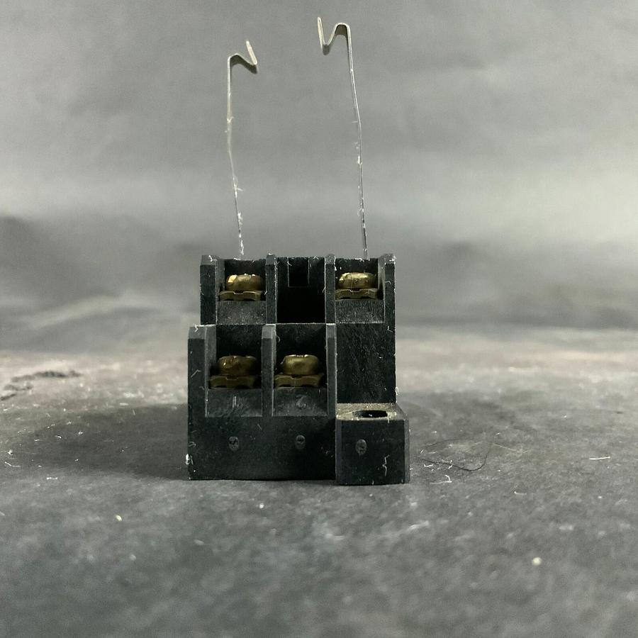 Used OMRON PTF08A RELAY SOCKET ($7 OBO)