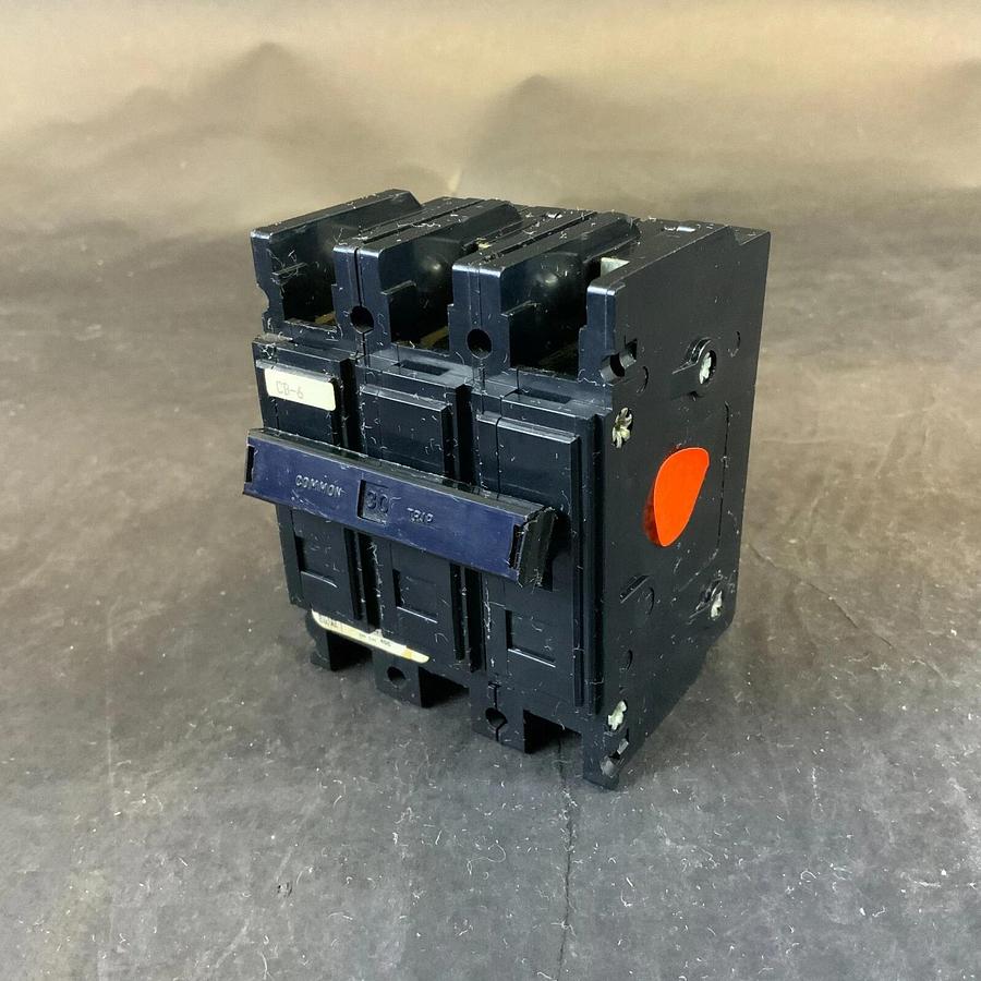 Used WESTINGHOUSE QC1289C30G05 CIRCUIT BREAKER ($25 OBO)