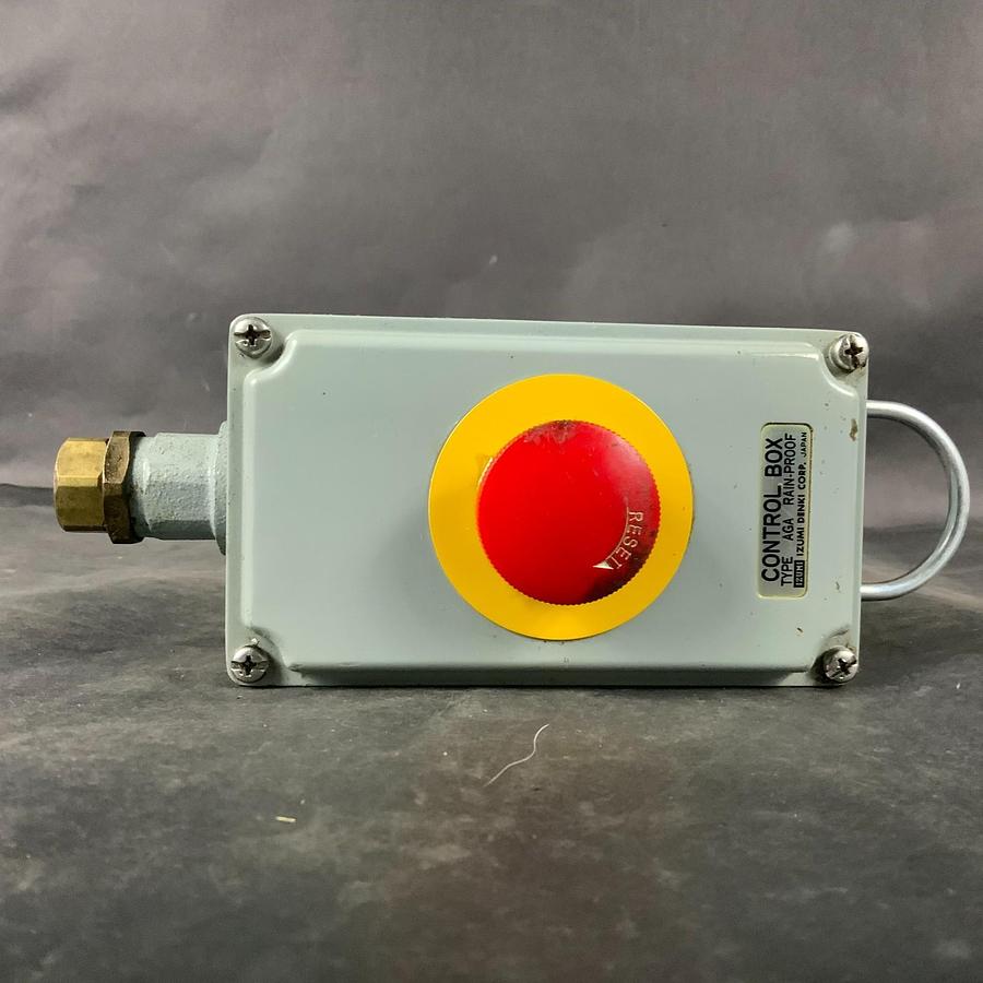 Used IZUMI TYPE AGA CONTROL BOX W/ RESET PUSHBUTTON ($25 OBO)