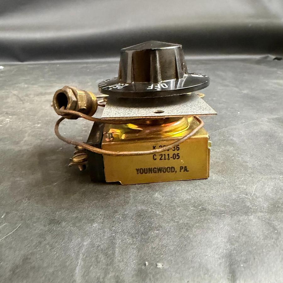 Used ROBERTSHAW K-229-36 THERMOSTAT ($50 OBO)