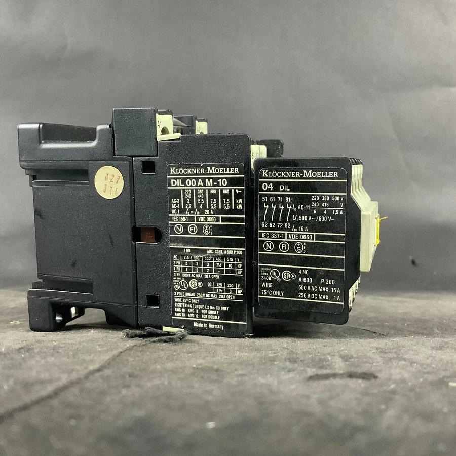 Used KLOCKNER MOELLER DIL00AM-10 W/ 22 DIL CONTACTOR ($45 OBO)