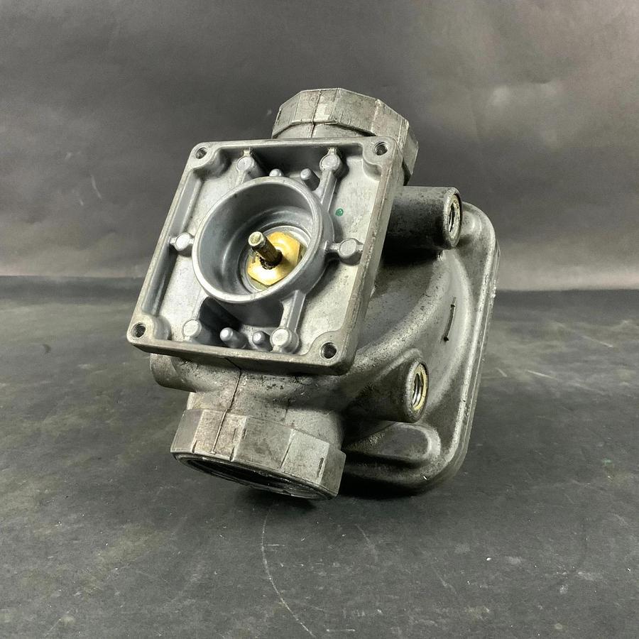 Used SIEMENS VGG10.404U GAS VALVE ($300 OBO)